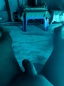 Snapshot of Rasharaj chatting on 10.28.25 Rasharaj online show from 10.28.25