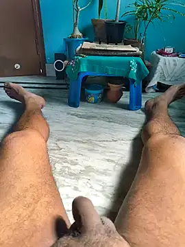 Snapshot of Rasharaj chatting on 11.14.25 Rasharaj online show from 11.14.25