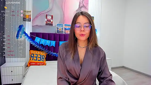 Kelly Cuutie online show from 10.03.25