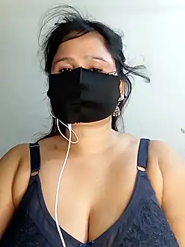 Snapshot of Tishani chatting on 09.14.25 Tishani online show from 09.14.25