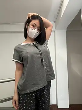 Baby Claraa online show from 03.07.25