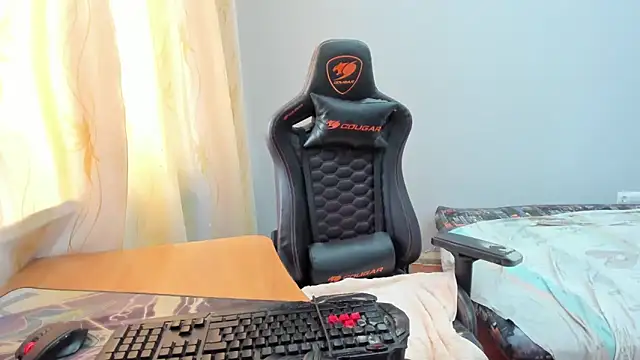 iliaskrislove online show from 04.08.26