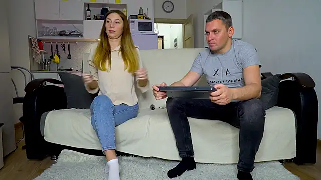 littlesweettifany online show from 11.05.25