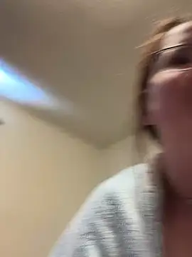 FreakNastyLacie online show from 02.18.25