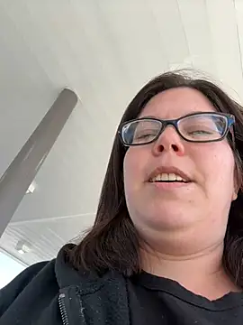 FreakNastyLacie online show from 11.04.25