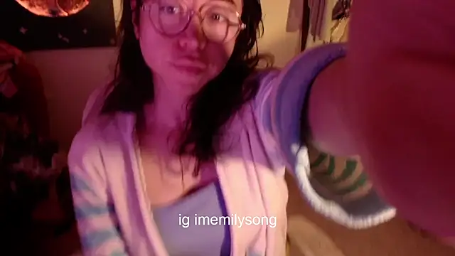 emily pearl  online show from 12.19.25