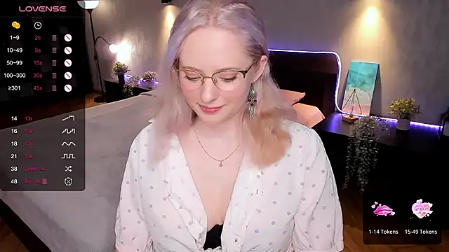 Aemilia  online show from 02.09.25