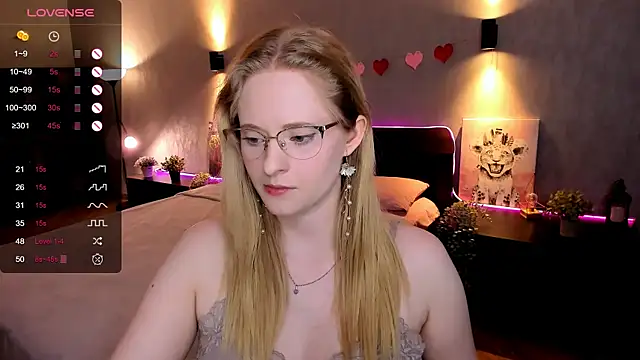 Aemilia  online show from 09.18.25