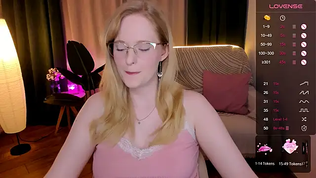 Aemilia  online show from 09.23.25