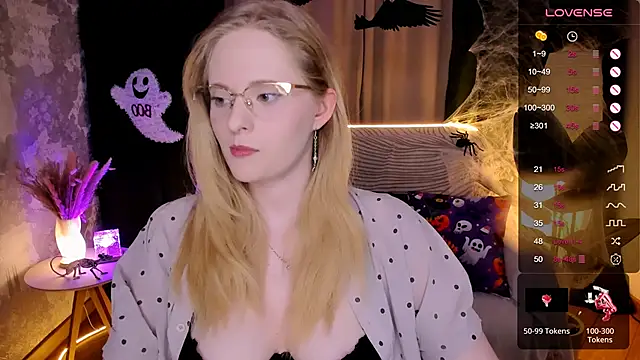 Aemilia  online show from 10.27.25