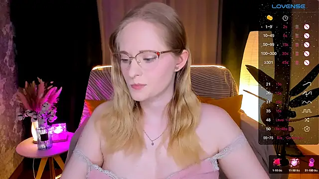 Aemilia  online show from 02.22.26