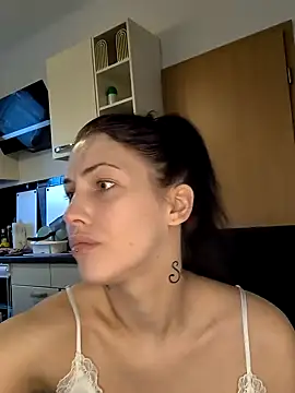 Linalicious online show from 12.03.24