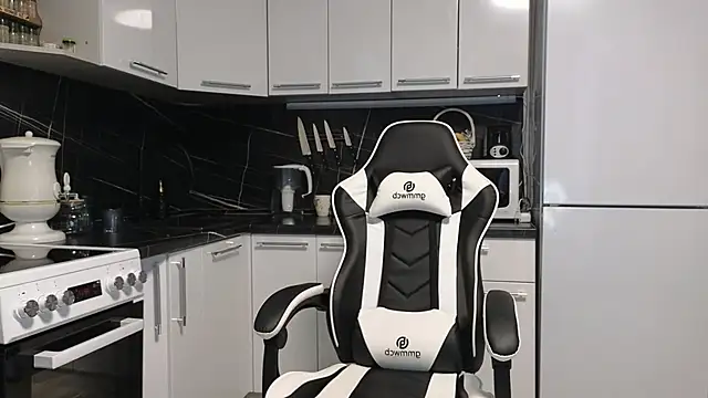 Strip-Lady online show from 02.11.25