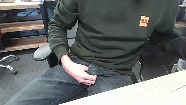 Michealtje85 online show from 01.12.26