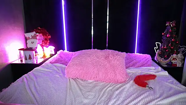 CozyMell online show from 12.29.24