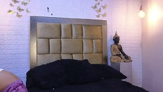 ximenawilliamss online show from 10.23.25