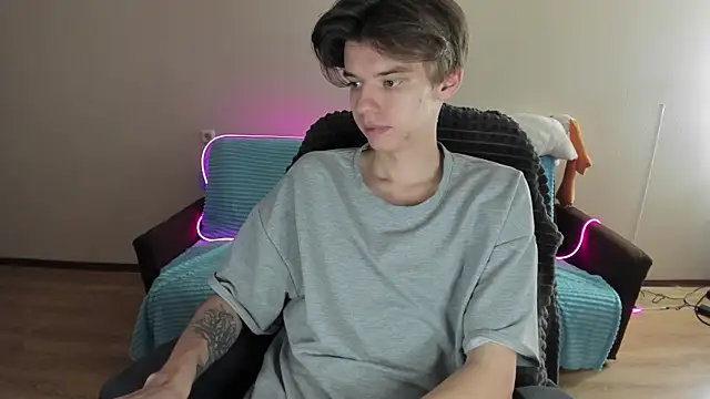 Snapshot of Liam_sexy1 chatting on 12.04.24 Liam sexy1 online show from 12.04.24