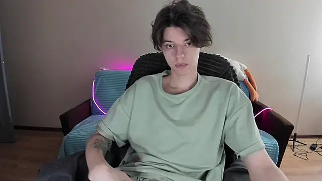 Snapshot of Liam_sexy1 chatting on 01.11.25 Liam sexy1 online show from 01.11.25