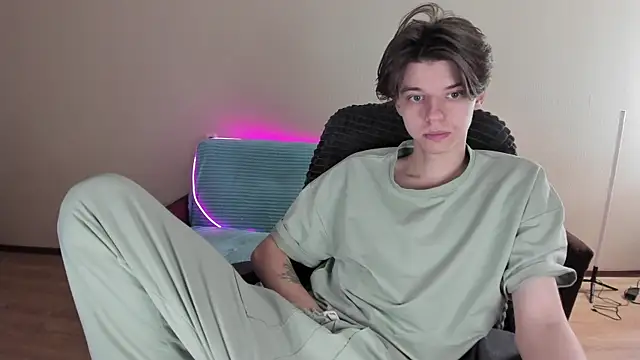 Snapshot of Liam_sexy1 chatting on 01.13.25 Liam sexy1 online show from 01.13.25