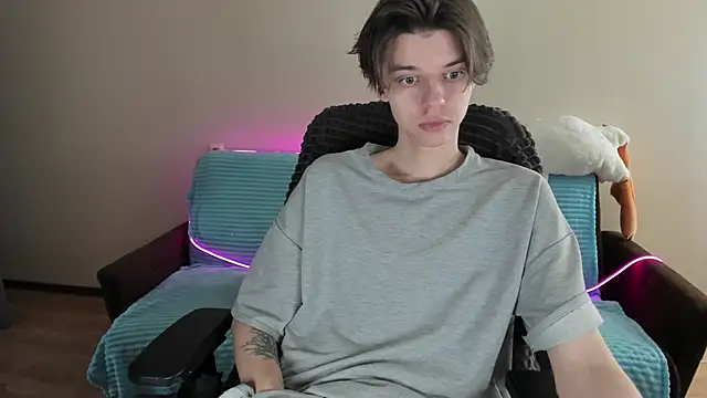 Snapshot of Liam_sexy1 chatting on 01.20.25 Liam sexy1 online show from 01.20.25