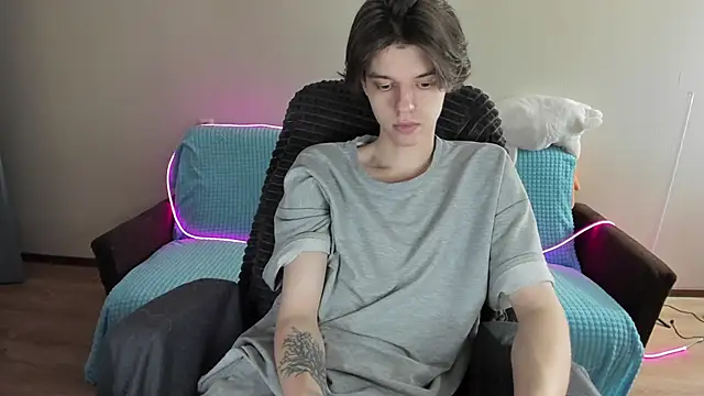 Snapshot of Liam_sexy1 chatting on 02.01.25 Liam sexy1 online show from 02.01.25