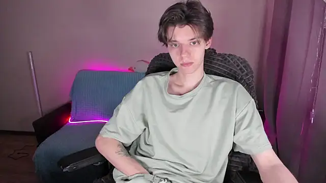 Snapshot of Liam_sexy1 chatting on 03.12.25 Liam sexy1 online show from 03.12.25