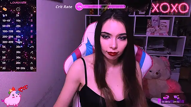 Snapshot of Sia_Shine chatting on 10.31.25 Sia Shine online show from 10.31.25