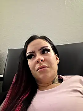 BoeseMoni1998 online show from 11.20.25