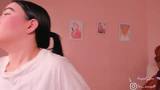 angeel fox online show from 09.30.25