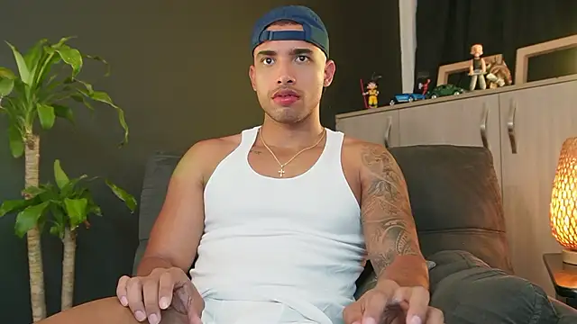 Snapshot of LincomAmith chatting on 02.01.26 LincomAmith online show from 02.01.26