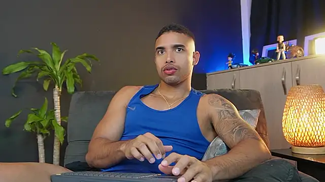 Snapshot of LincomAmith chatting on 02.07.26 LincomAmith online show from 02.07.26