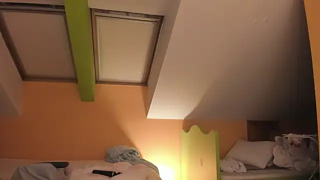 GoodGirll2133 online show from 02.10.25