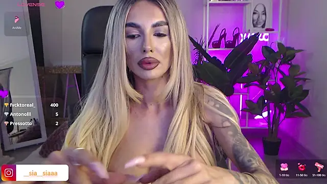 ArianaArianna online show from 04.18.26