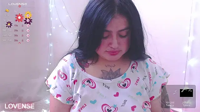 PamelaDoouce online show from 01.20.25