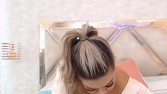 JoannaStanford online show from 01.11.25