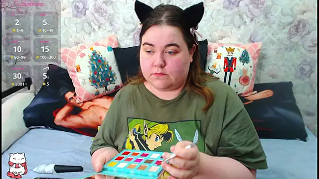 Estelle Hicks online show from 02.17.25