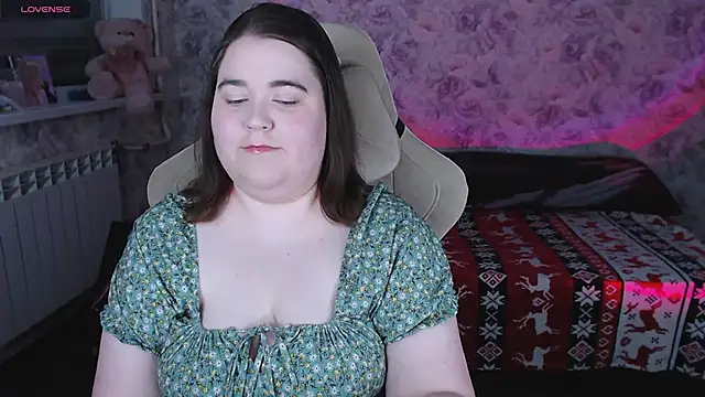 Estelle Hicks online show from 03.14.26