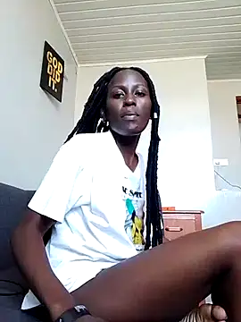 Snapshot of chilliedoug chatting on 12.31.24 chilliedoug online show from 12.31.24