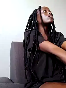 Snapshot of chilliedoug chatting on 01.04.25 chilliedoug online show from 01.04.25