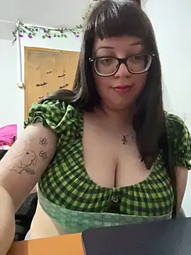 indiegirl666 online show from 12.13.24