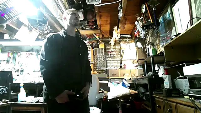 mrwinsalot88 online show from 10.03.25