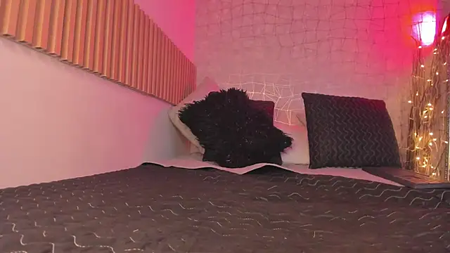 Bella desi  online show from 01.12.25