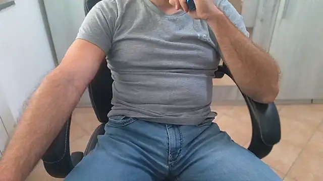 Snapshot of cocco1980xxxx chatting on 02.20.26 cocco1980xxxx online show from 02.20.26