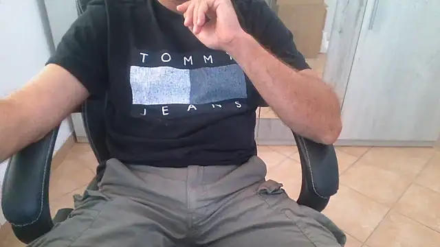 Snapshot of cocco1980xxxx chatting on 07.31.26 cocco1980xxxx online show from 07.31.26