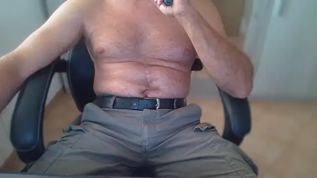 Snapshot of cocco1980xxxx chatting on 08.04.26 cocco1980xxxx online show from 08.04.26
