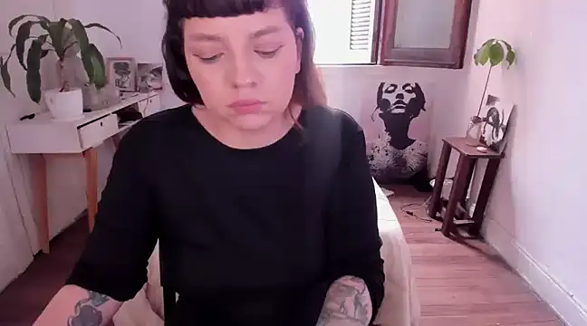 Snapshot of sophia_goth chatting on 01.28.25 sophia goth online show from 01.28.25