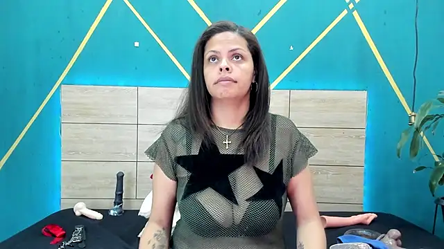 Luna smit08 online show from 02.18.25