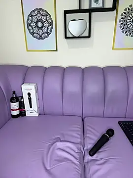 Snapshot of Dalia_asad chatting on 03.23.25 Dalia asad online show from 03.23.25