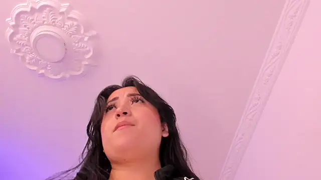 shanel taylor online show from 02.21.25