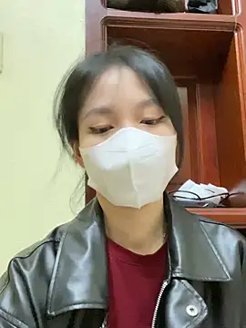 Snapshot of minmin2kk5 chatting on 02.12.25 minmin2kk5 online show from 02.12.25